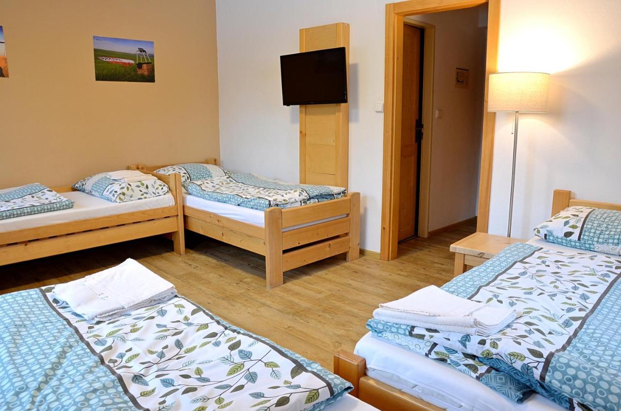 Balonovy Hotel A Pivovar Radesin ภายนอก รูปภาพ